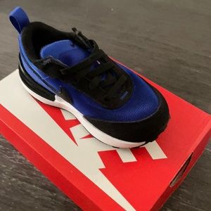 Nike Waffle One (TD) racer blue/black and white. 7c